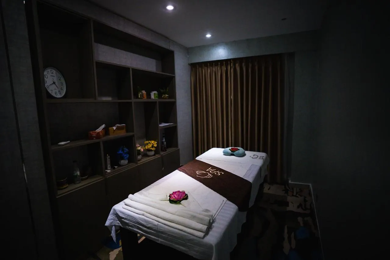 Unique Regency Dhaka Hotel 4*,